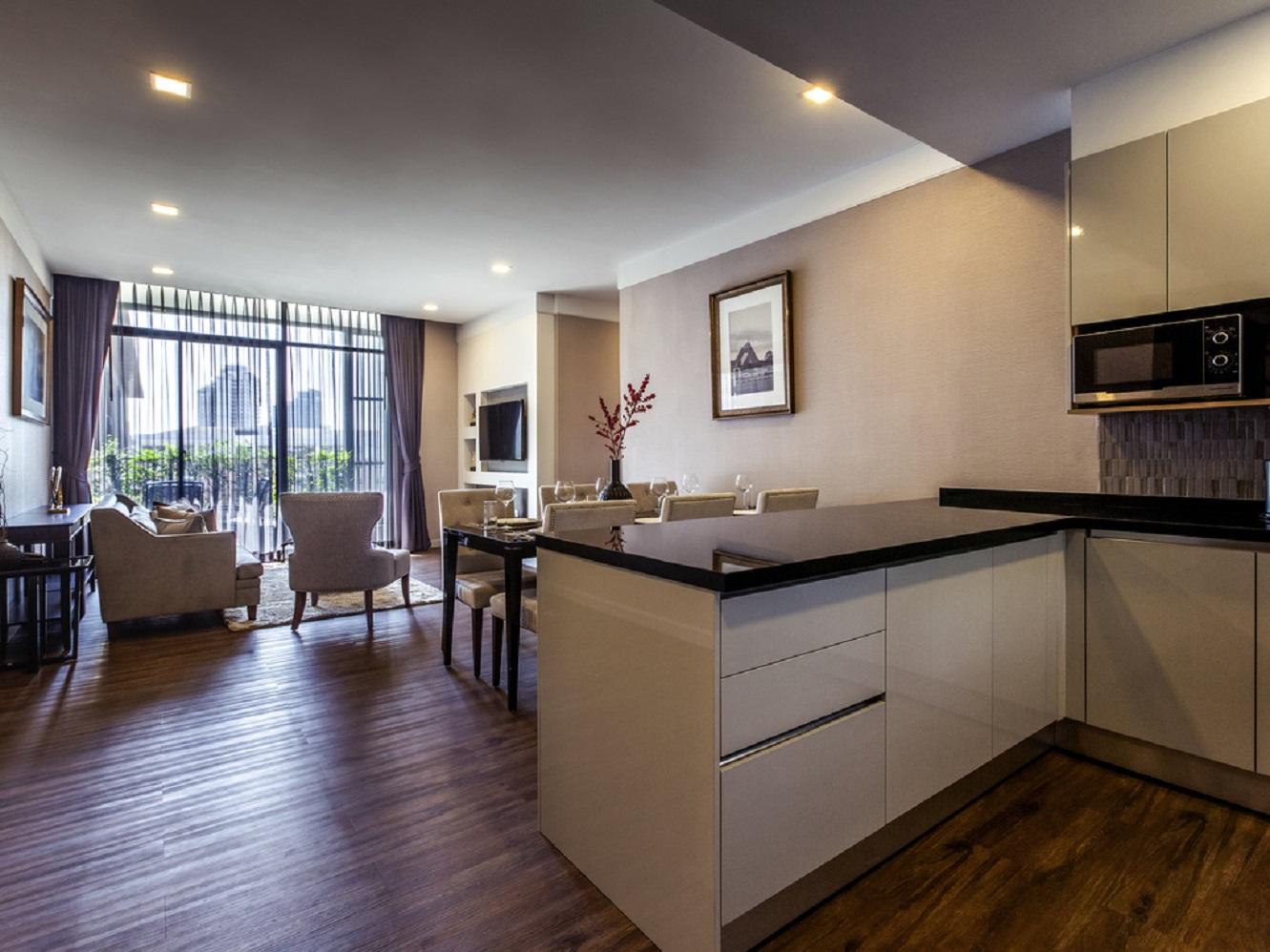 Metropolis Suites Bangkok, Tapestry Collection By Hilton Exterior photo